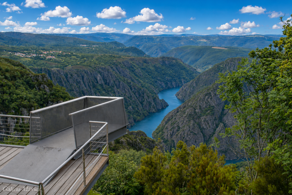 QUÉ HACER EN LA RIBEIRA SACRA UN FIN DE SEMANA.